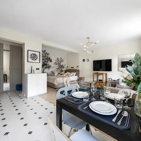 Apartment Muranow - Old Town & Metro - By Rentujemy
