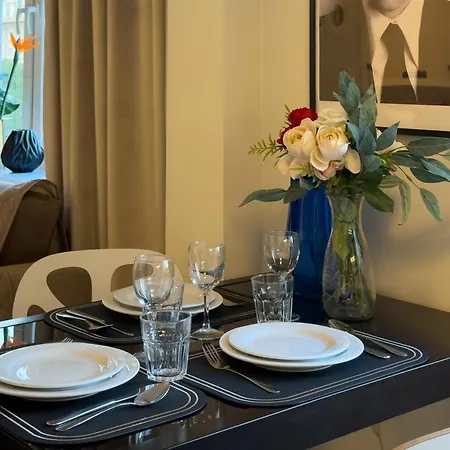 Apartment Muranow - Old Town & Metro - By Rentujemy Warsaw