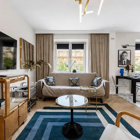 Apartment Muranow - Old Town & Metro - By Rentujemy Warsaw